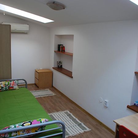 Vatra Accommodation Bucareste Exterior foto