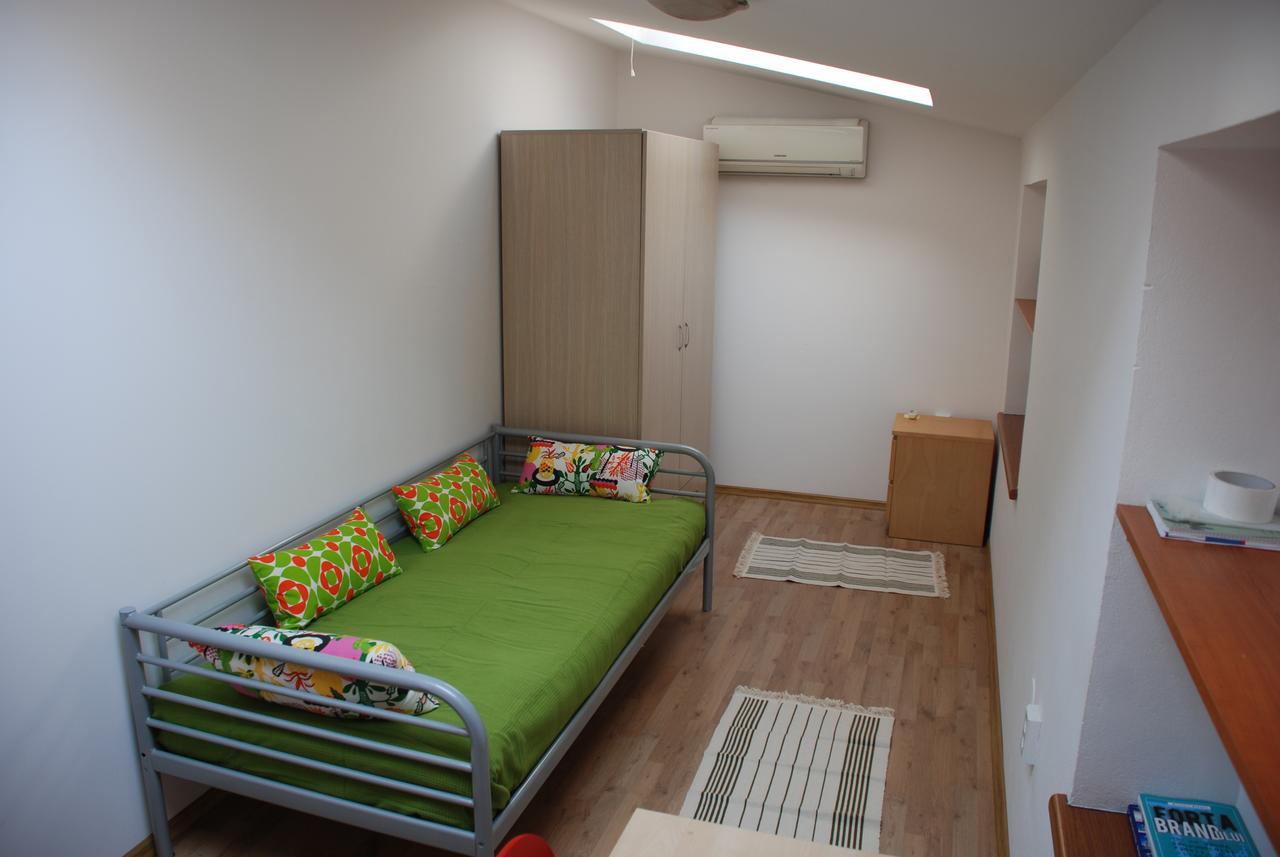 Vatra Accommodation Bucareste Exterior foto