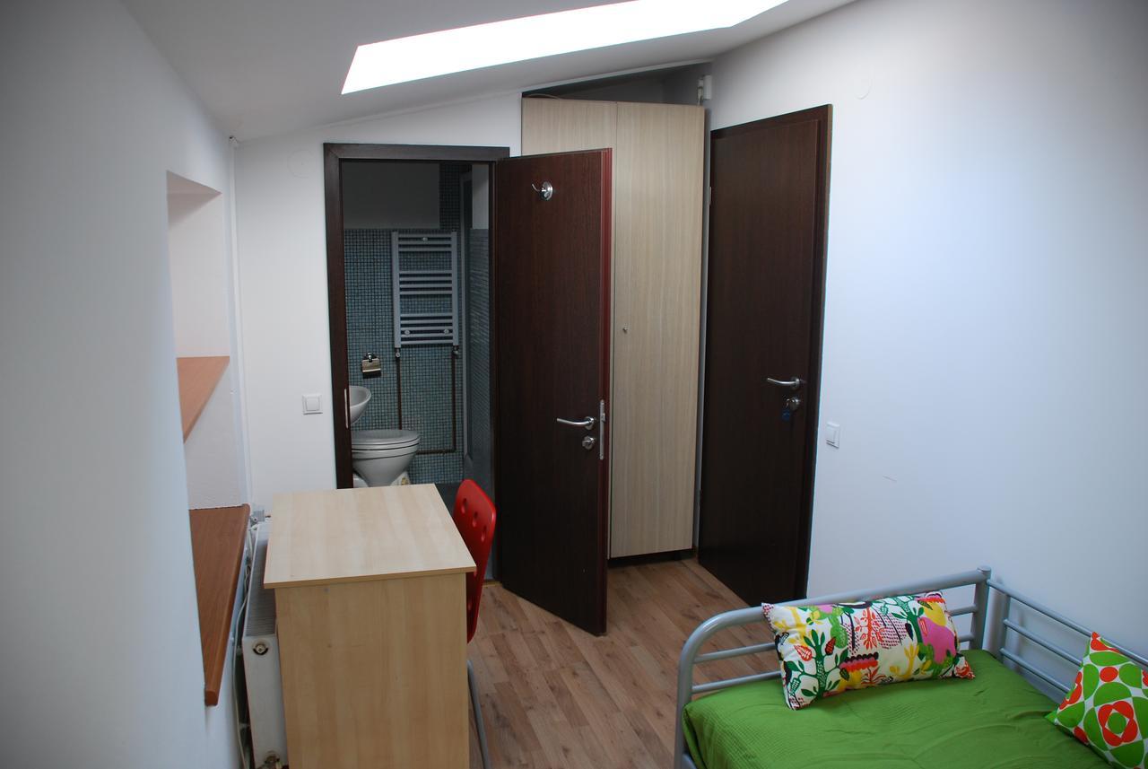 Vatra Accommodation Bucareste Exterior foto