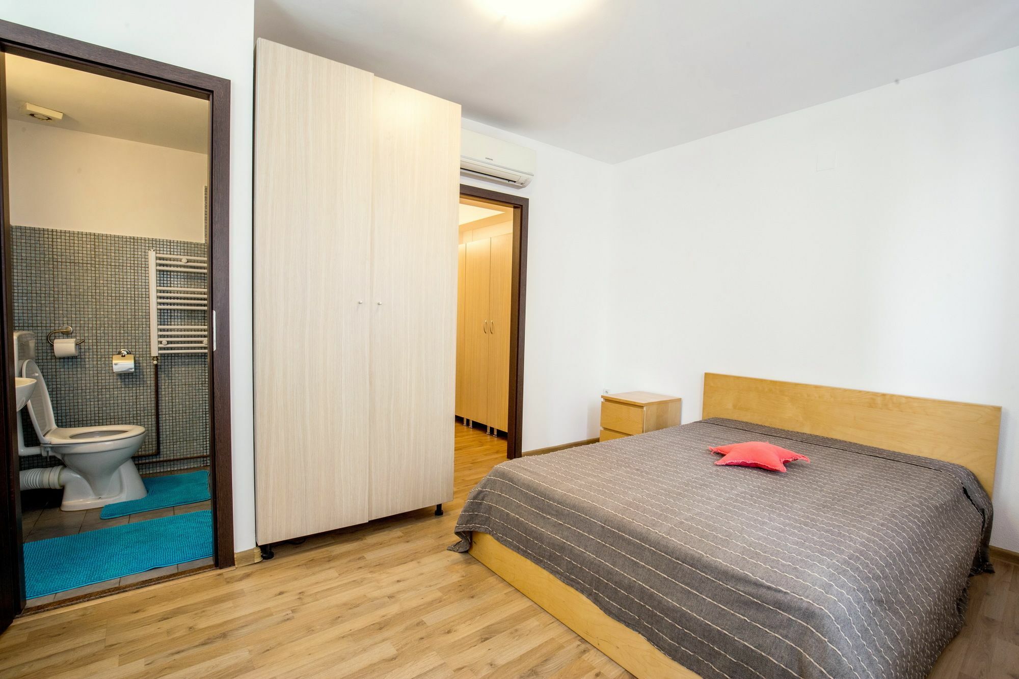 Vatra Accommodation Bucareste Exterior foto